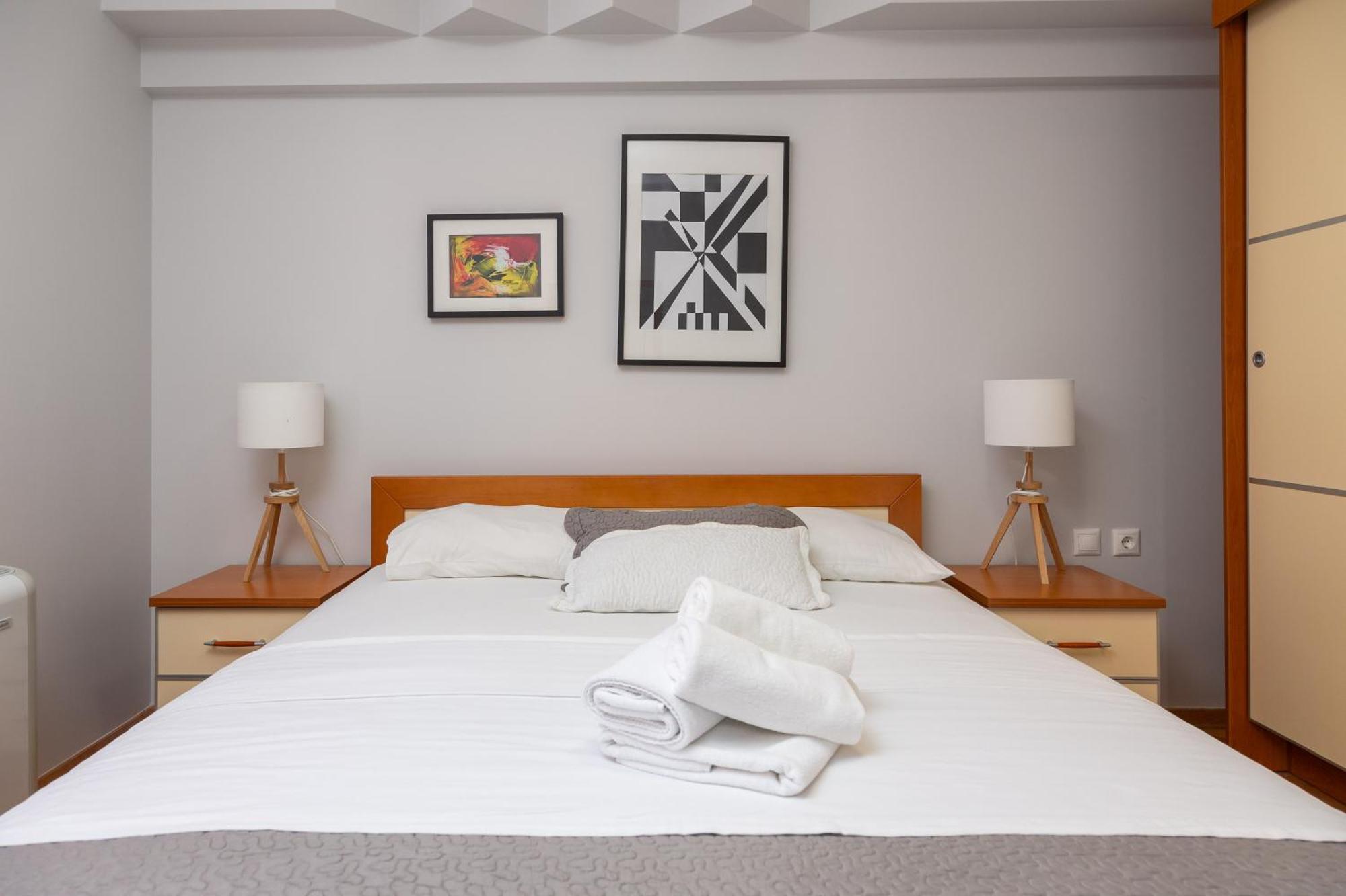 Brkic Apartments With Private Parking Makarska Exterior foto