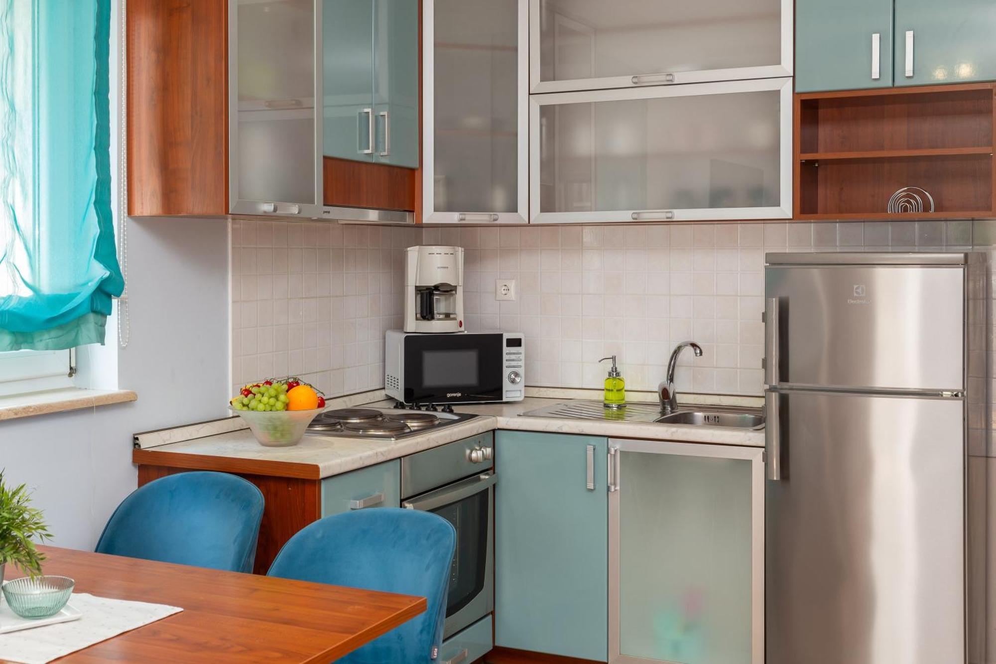 Brkic Apartments With Private Parking Makarska Cameră foto
