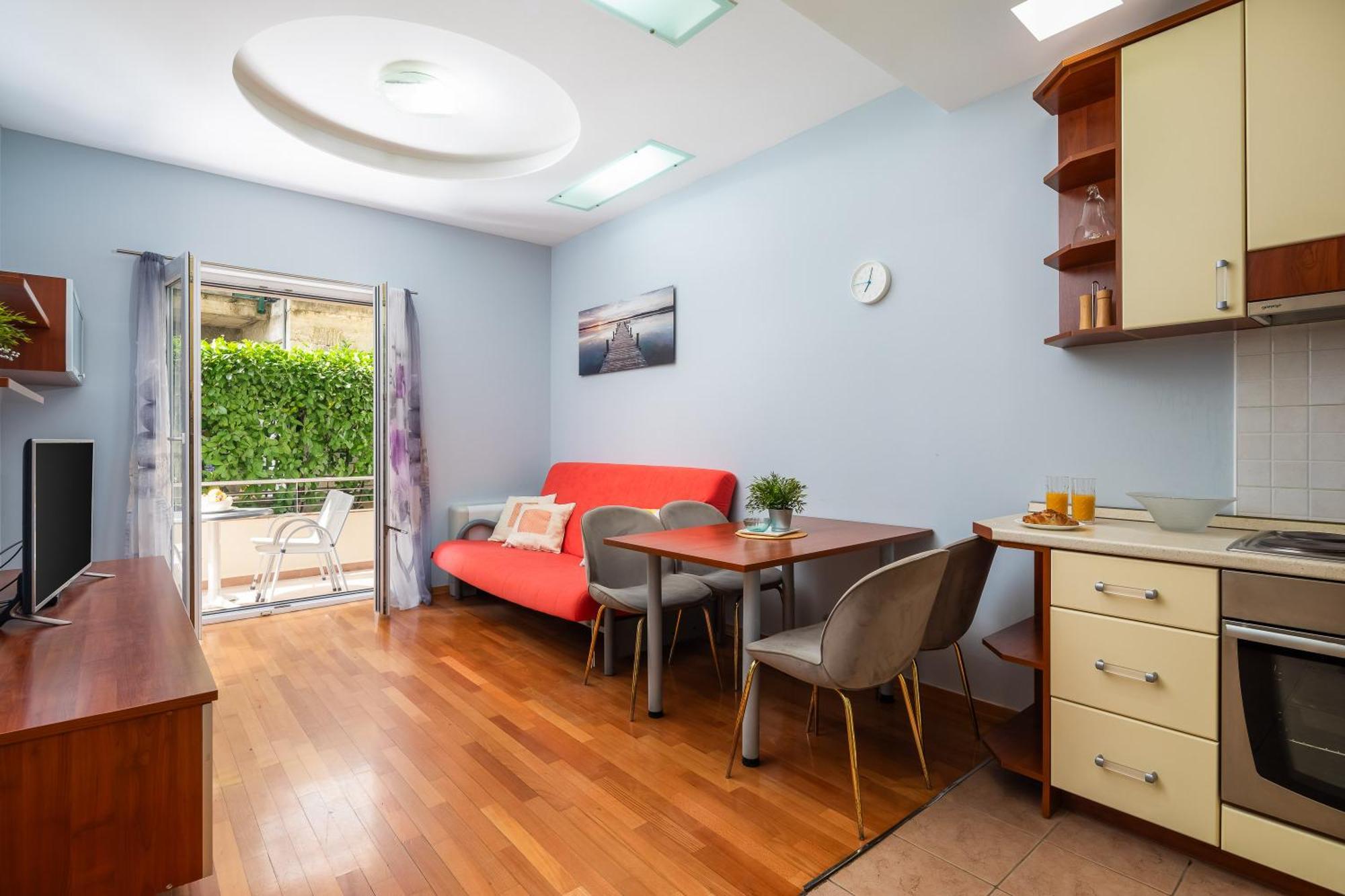 Brkic Apartments With Private Parking Makarska Cameră foto
